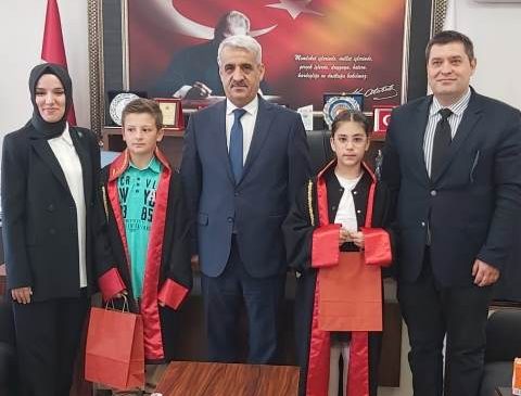    23 NİSAN’DA KOLTUKLAR ÇOCUKLARIN